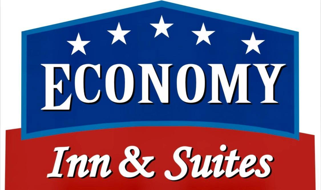 Economy Inn North Randall Екстер'єр фото